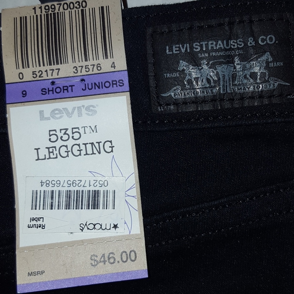 NWT Levi's 535 leggings, black stretch 9 short